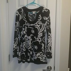 Black and white dressy top